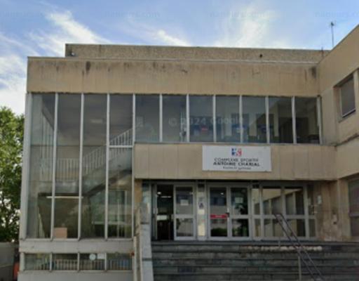 Piscine Charial à Lyon. photo 1