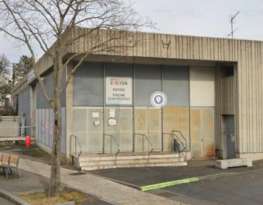 Piscine de Jean Mermoz à Lyon. photo 1