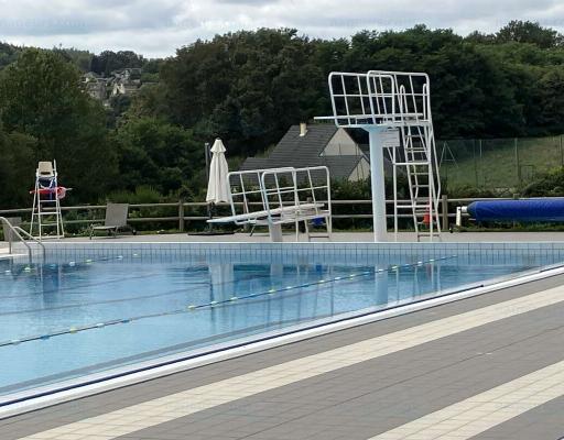 Piscine municipale d'Uzerche à Uzerche. photo 3